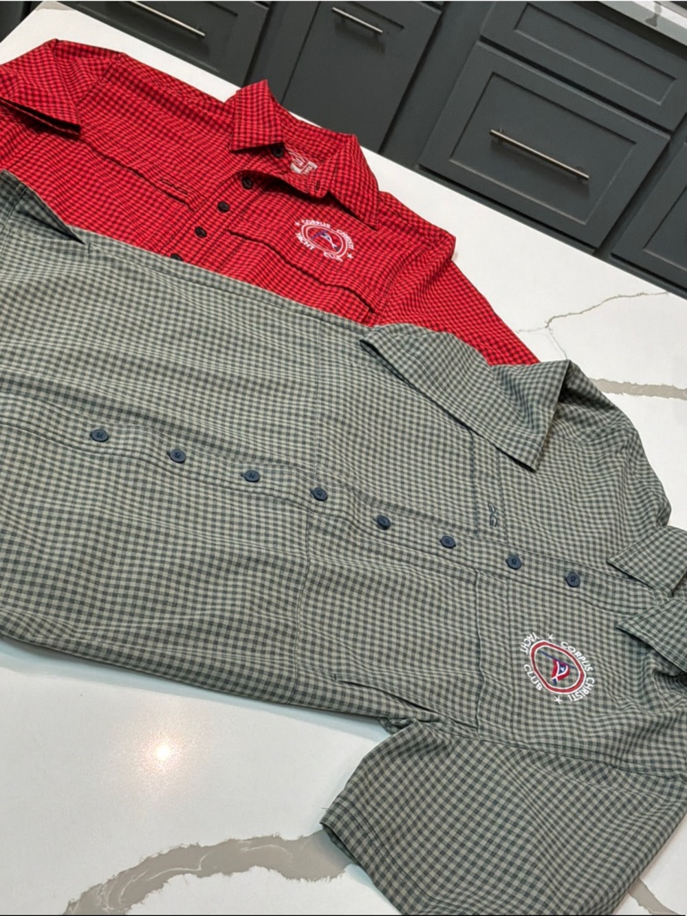 Men's Set 2 Casual Button Shirts Green & Red Gingham Embroidered Crest Yacht SM